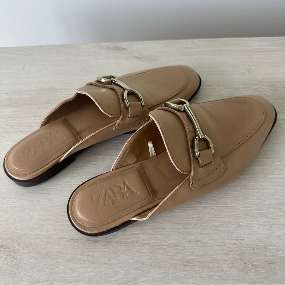 Zara Women's Tan Loafers size 7.5